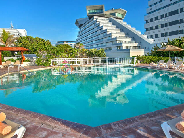 Venta en Zona Hotelera - Cancún