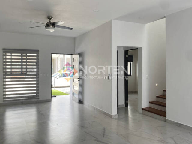 #NVC 049 - Casa para Venta en Cancún - QR - 3