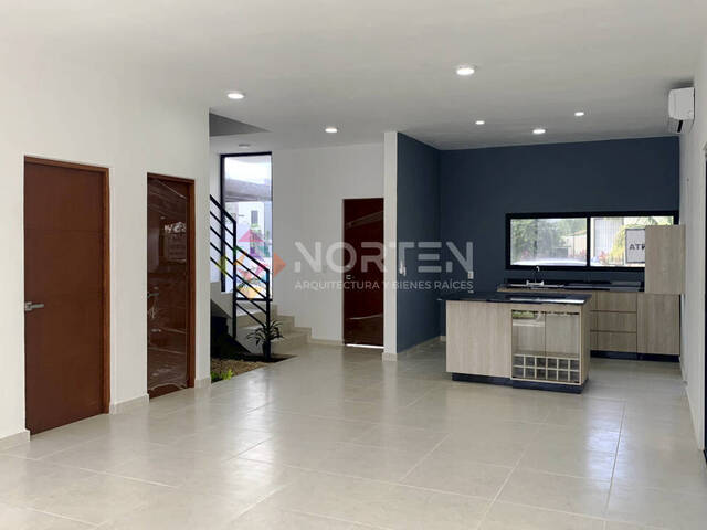 Venta en Supermanzana 330 - Cancún