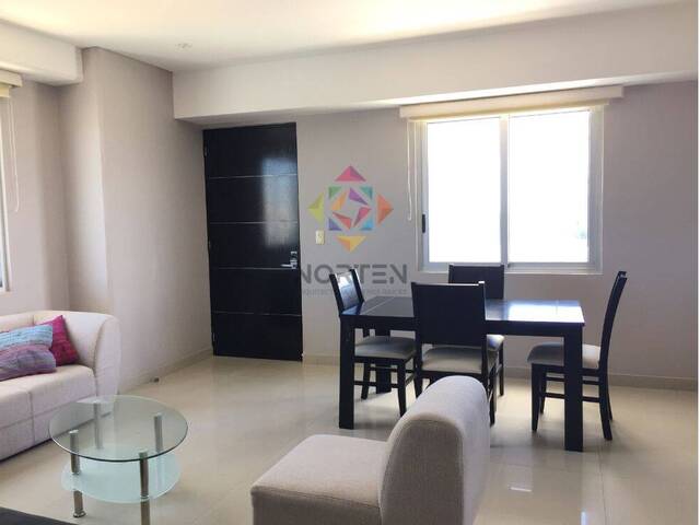 Venta en Malecón Américas - Cancún