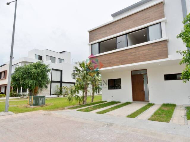 Casa para Venta en Cancún - 4