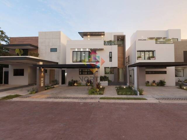 Venta en Residencial Vía Cumbres - Cancún