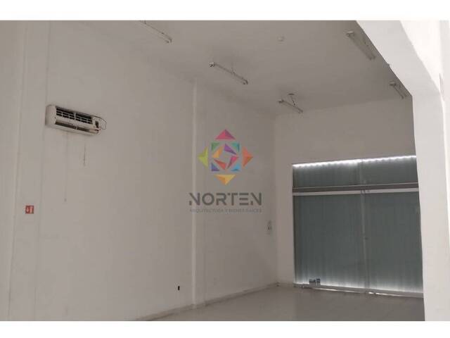 #NRL 075 - Local Comercial para Renta en Cancún - QR - 2