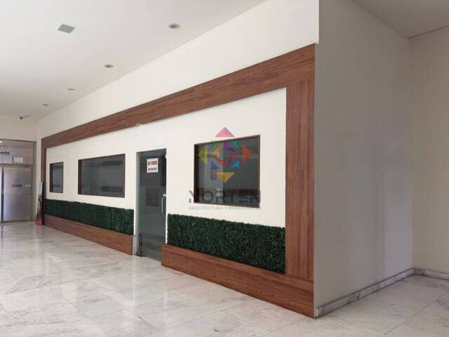 #NRO 004 - Local Comercial para Renta en Cancún - QR - 1