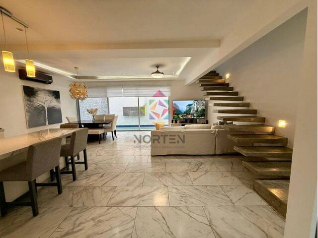 #NVC 087 - Casa para Venta en Cancún - QR - 2